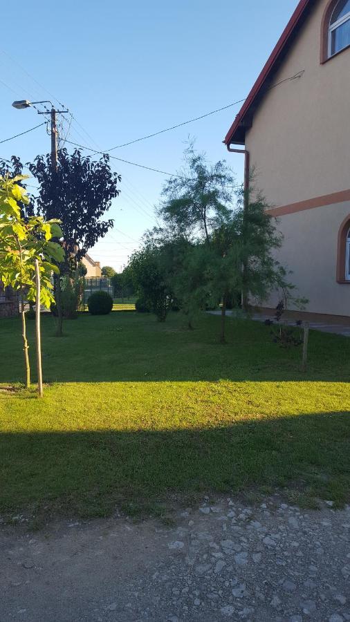 Apartamento Róża Zelistrzewo Exterior foto